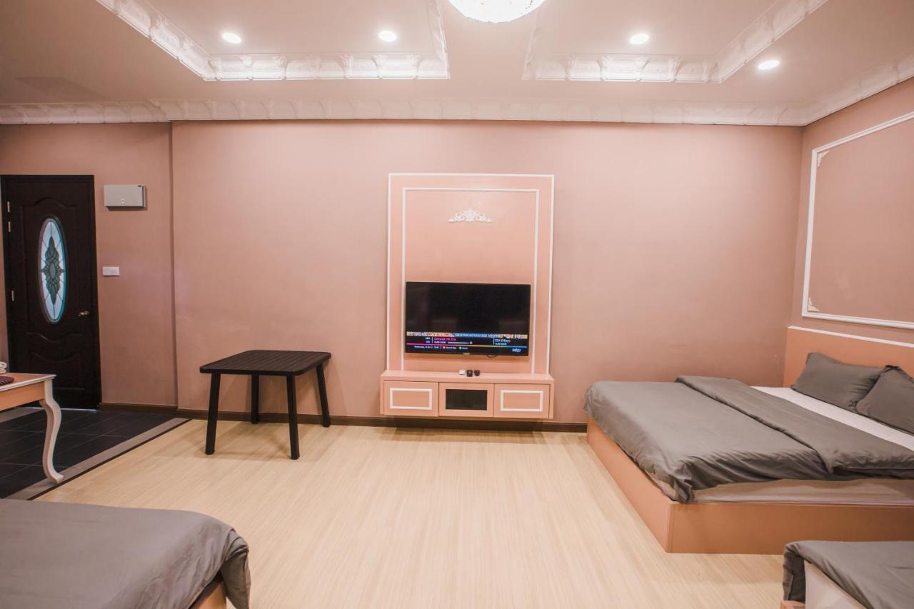 Barrington Villa @ Golden Hill مرتفعات كاميرون المظهر الخارجي الصورة