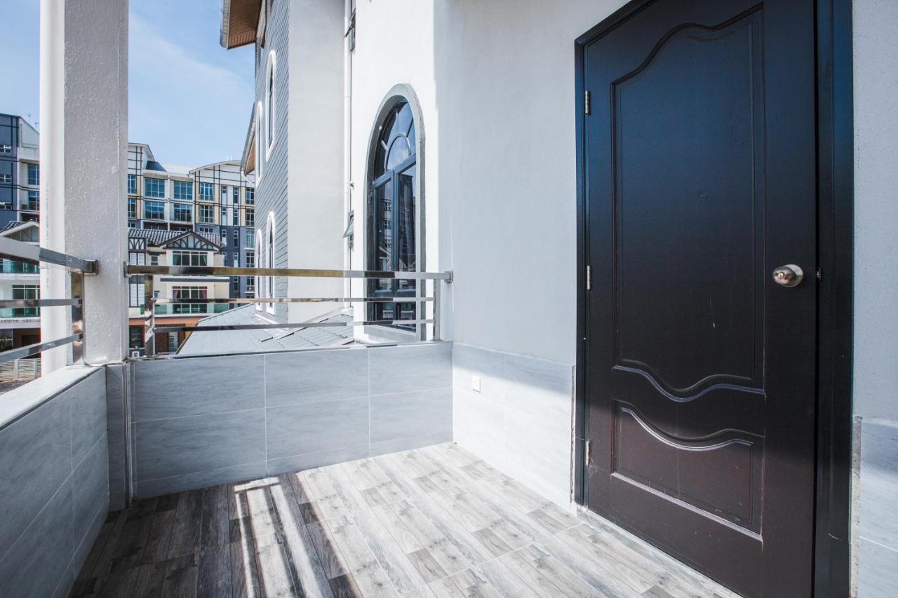 Barrington Villa @ Golden Hill مرتفعات كاميرون المظهر الخارجي الصورة